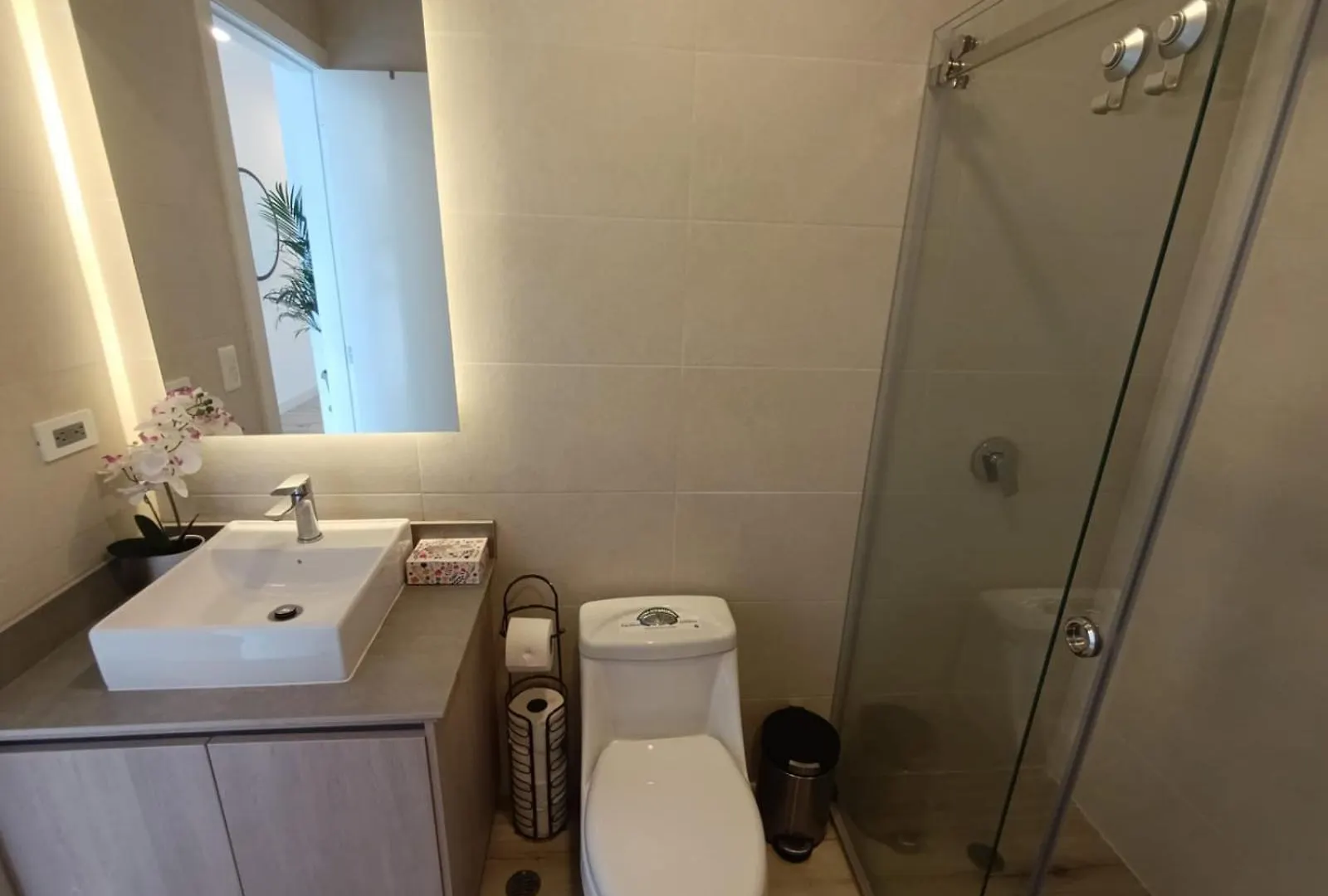 Appartamento Suite De Lujo Edificio Torre Solari Quito