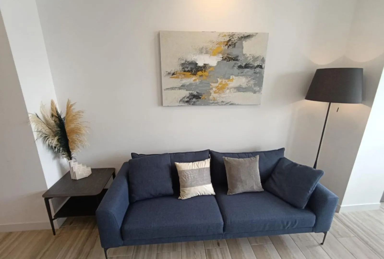 Suite De Lujo Edificio Torre Solari Quito