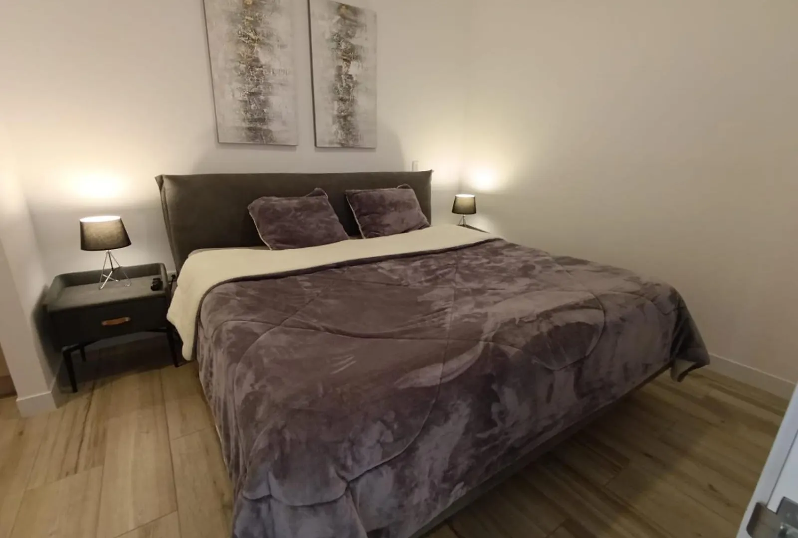 Appartamento Suite De Lujo Edificio Torre Solari Quito